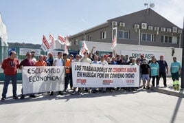 Protesta de los trabajadores de Precon (Prefabricados de hormigón y cementos Molins).