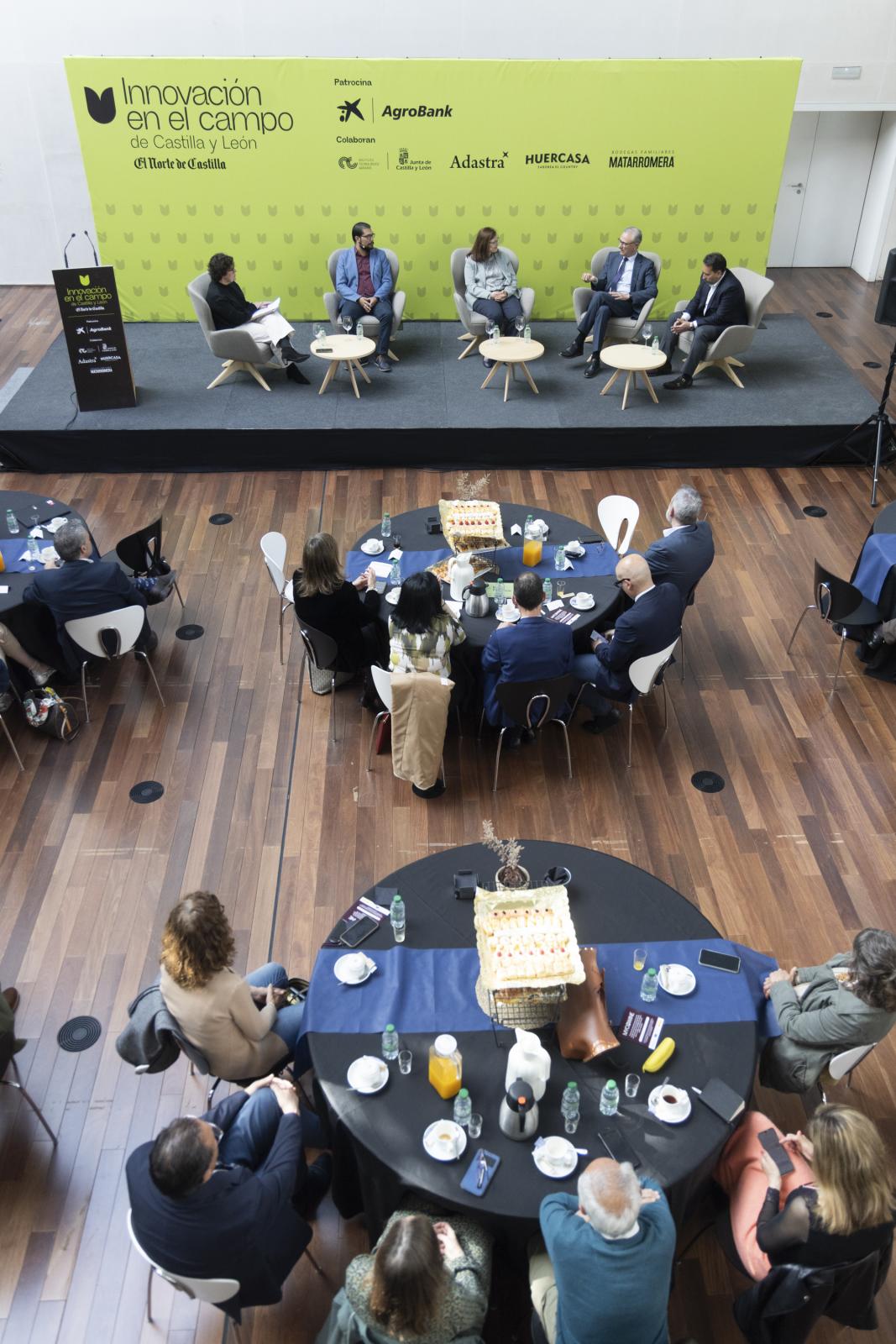 Asistentes a la Jornada sobre innovación en el campo de Castilla y León