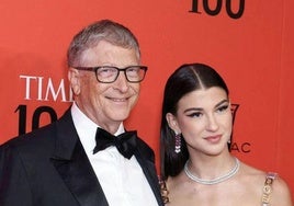 Bill Gates junto a su hija Phoebe.
