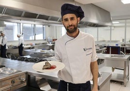El cocinero Víctor Sanz muestra este originalísimo y delicioso plato