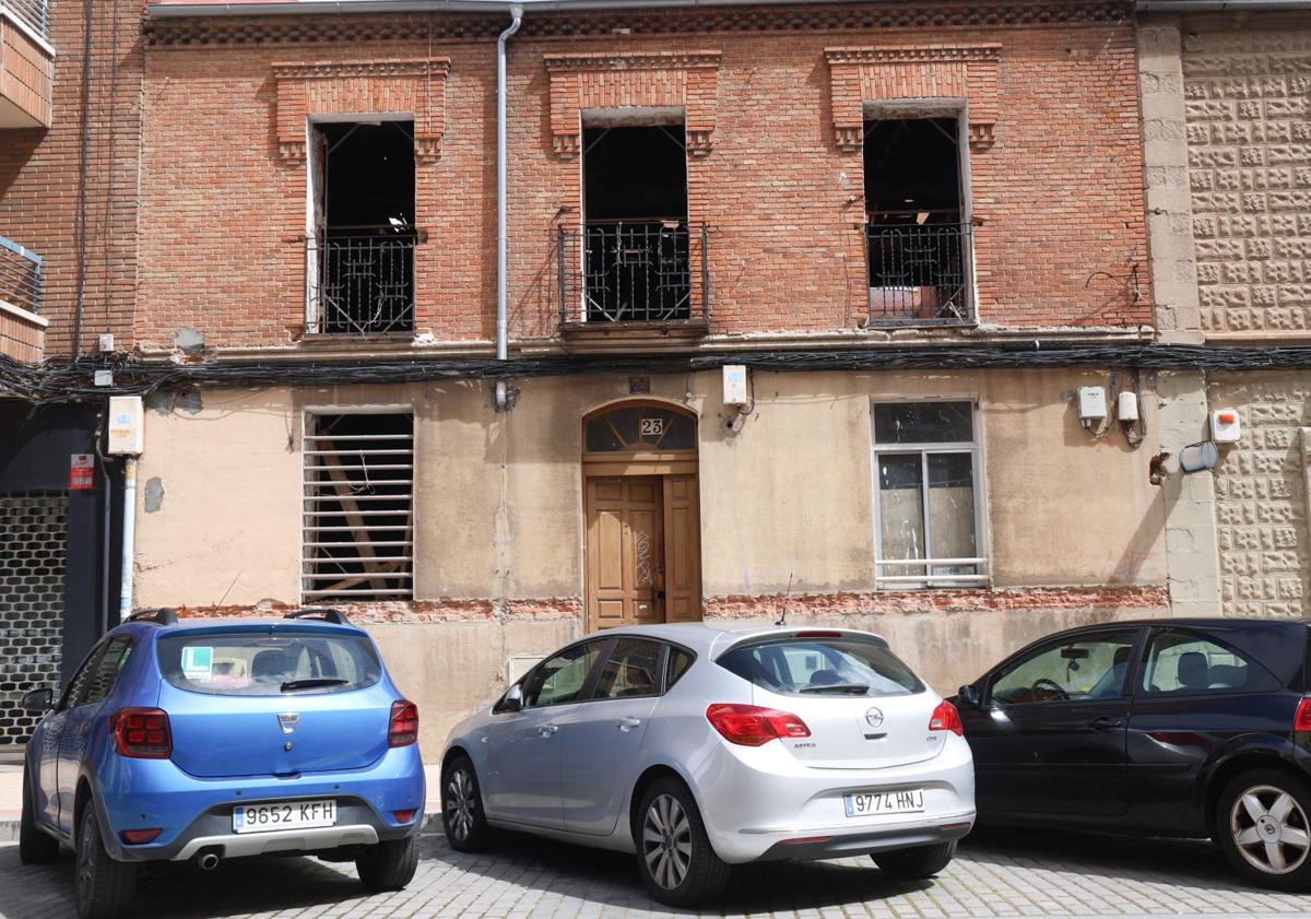 Imagen principal - Los okupas de Valladolid que buscan una oportunidad para dejar de serlo