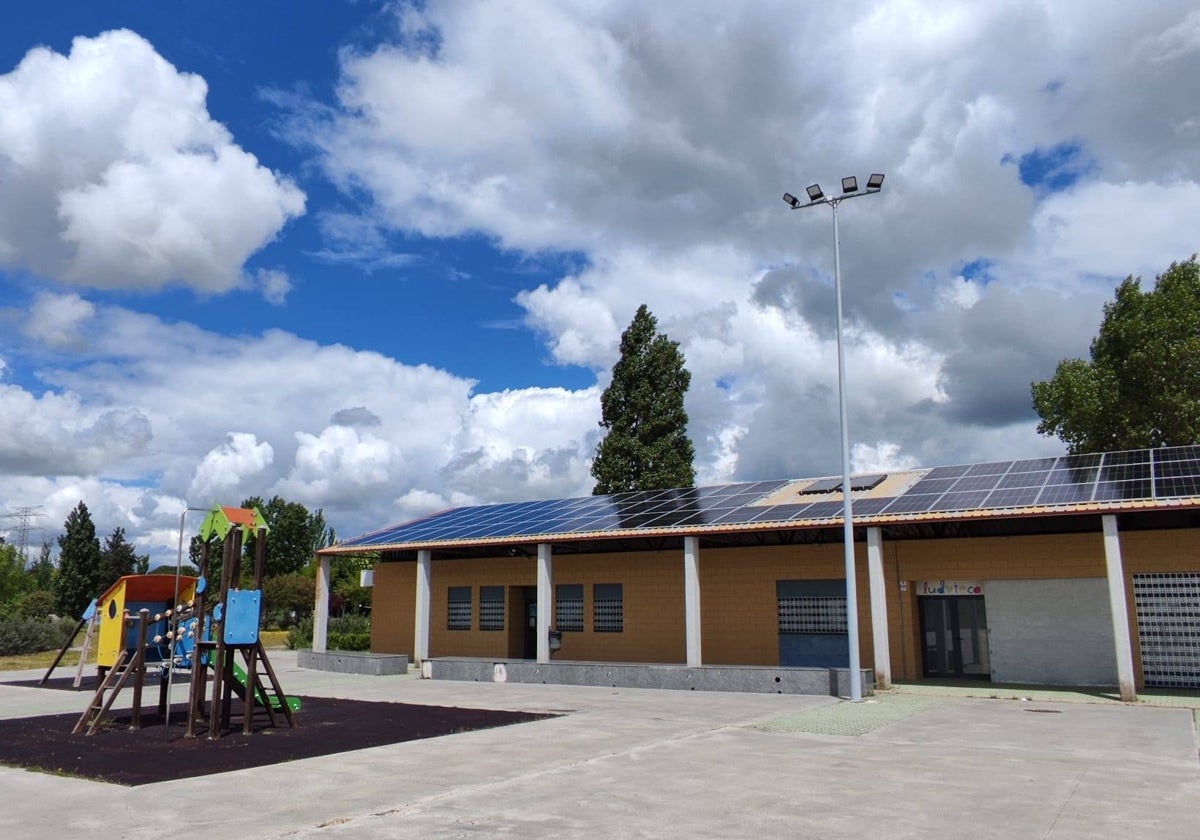 Tres edificios municipales de Tordesillas ya lucen sus placas solares