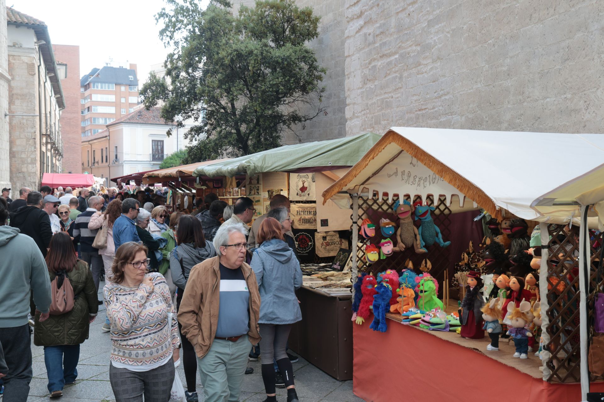 Las imágenes del Mercado Castellano en Valladolid