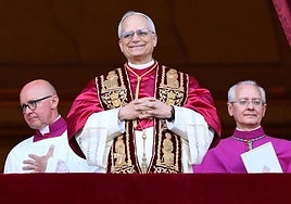 El papa León XIV recién elegido.