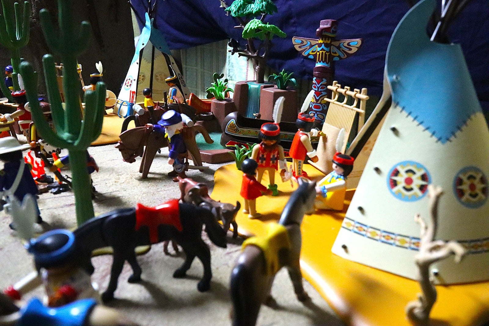 El universo del wéstern llega a Rioseco en forma de Playmobil