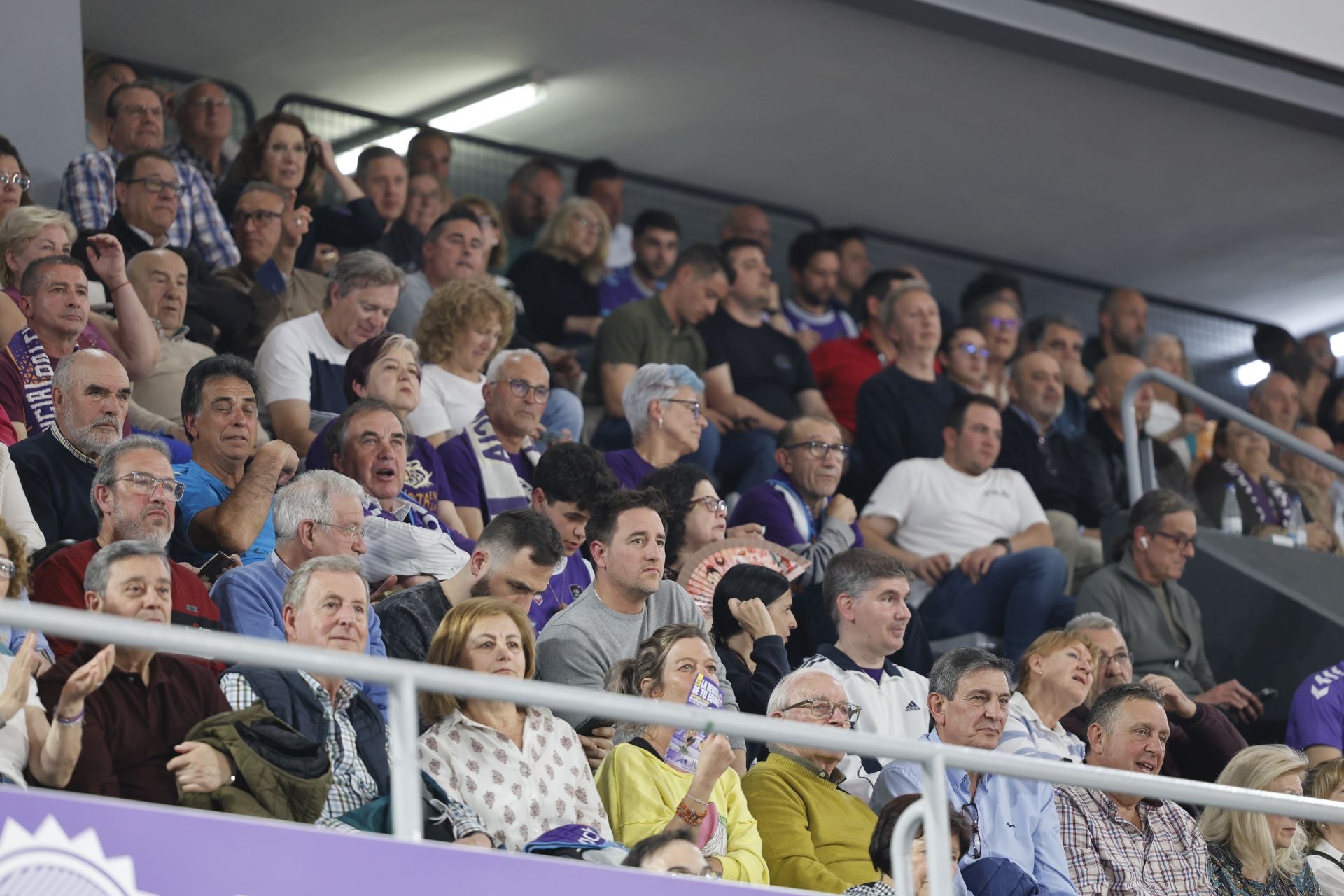 Búscate en las gradas del Súper Agropal Palencia-Betis