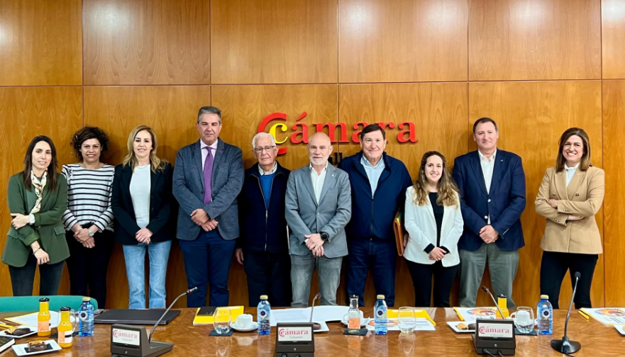 Reunión de la Cámara de Comercio y los representantes de los transportistas.