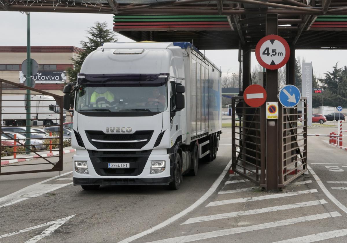 El transporte de mercancías pacta la subida salarial del 10% hasta 2027