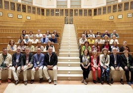 Los antiguos enfermeros reunidos en el anfiteatro de la Facultad de Medicina