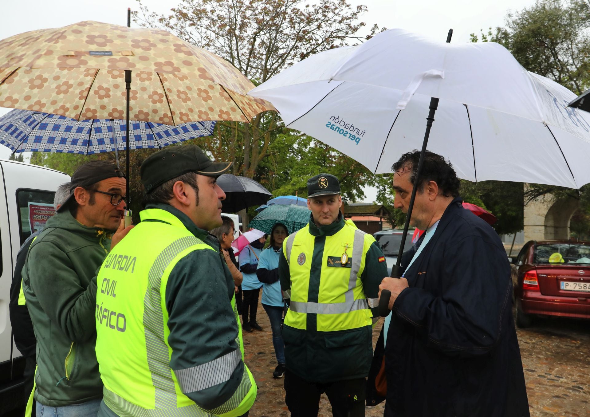 Aspanis desafía a la lluvia