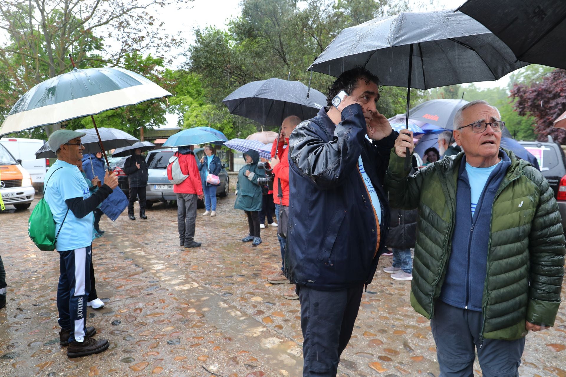 Aspanis desafía a la lluvia