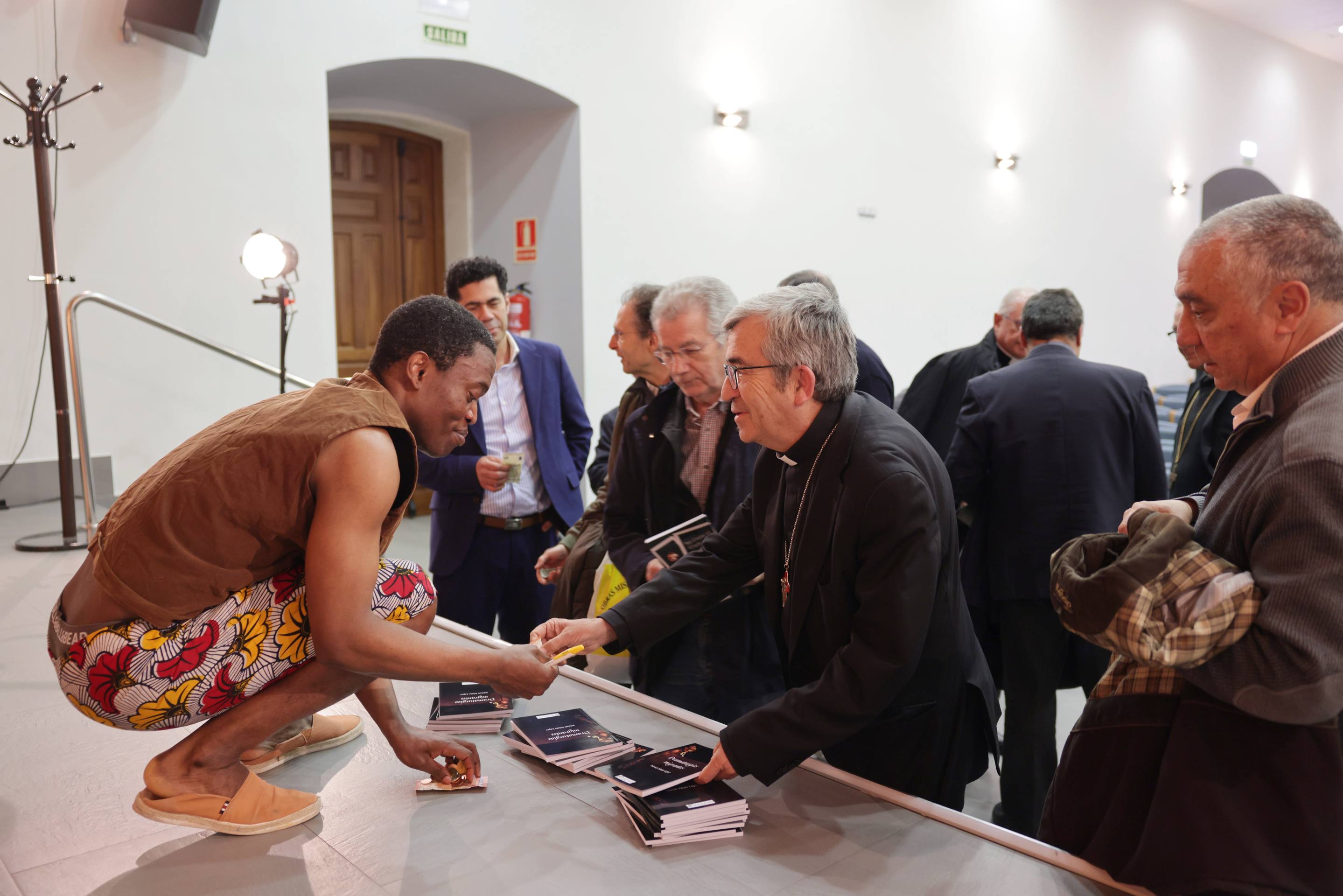 El homenaje a los sacerdotes del clero vallisoletano, en imágenes