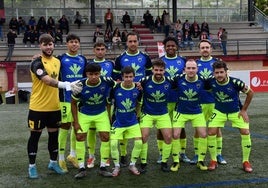 Once con el que saltó el Tordesillas al campo de Santa Marta.