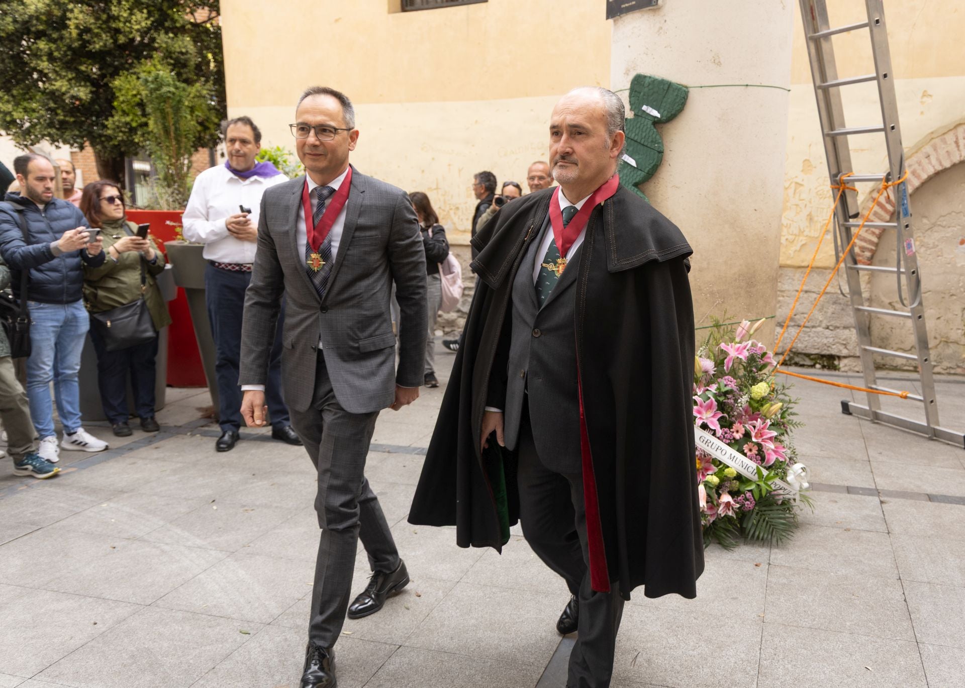 La ofrenda floral y la procesión de San Pedro Regalado en Valladolid