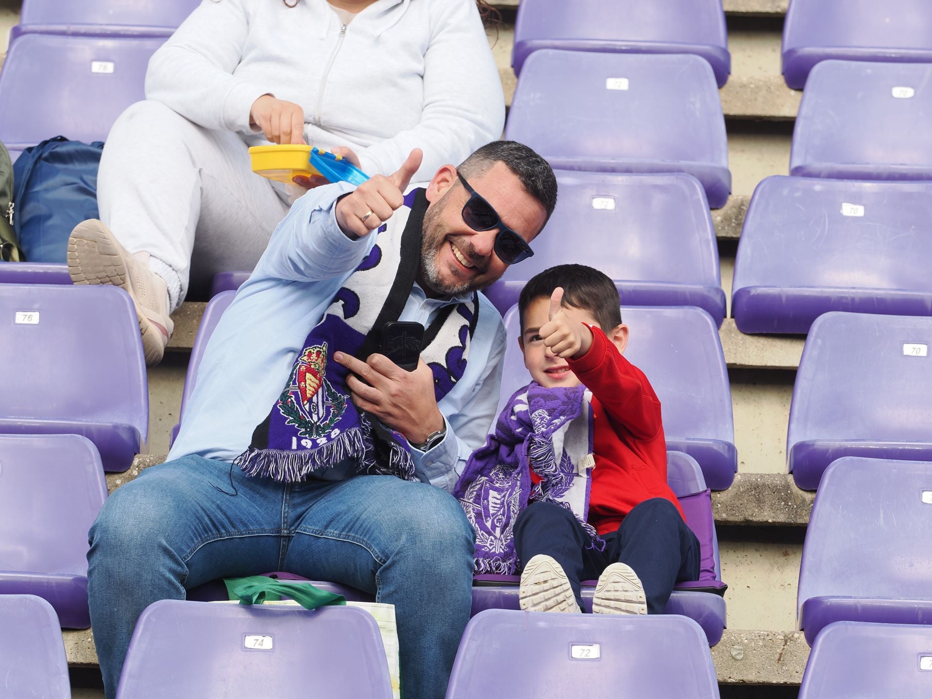 Búscate en la grada del Real Valladolid - Girona (2/3)