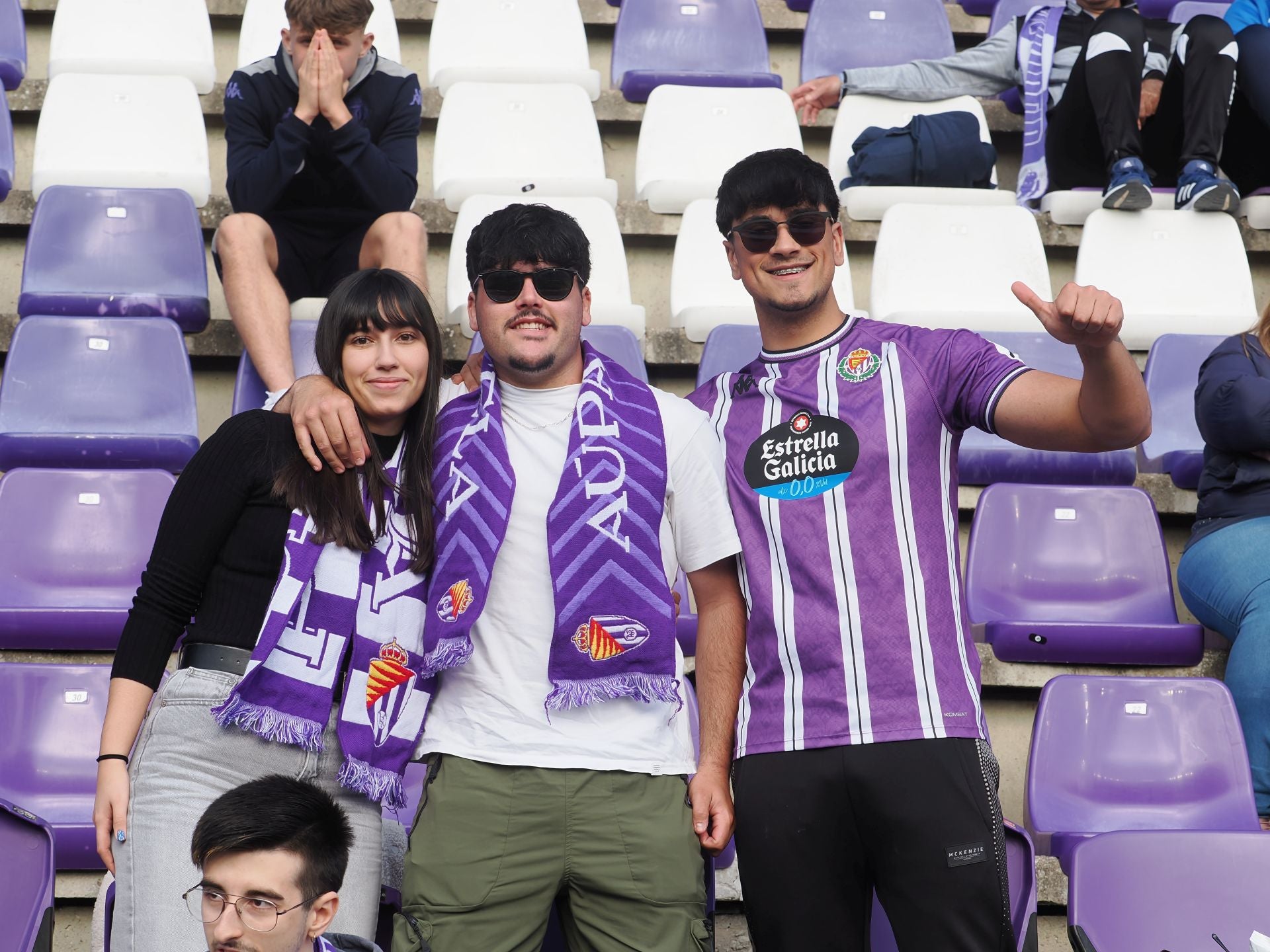 Búscate en la grada del Real Valladolid - Girona (2/3)