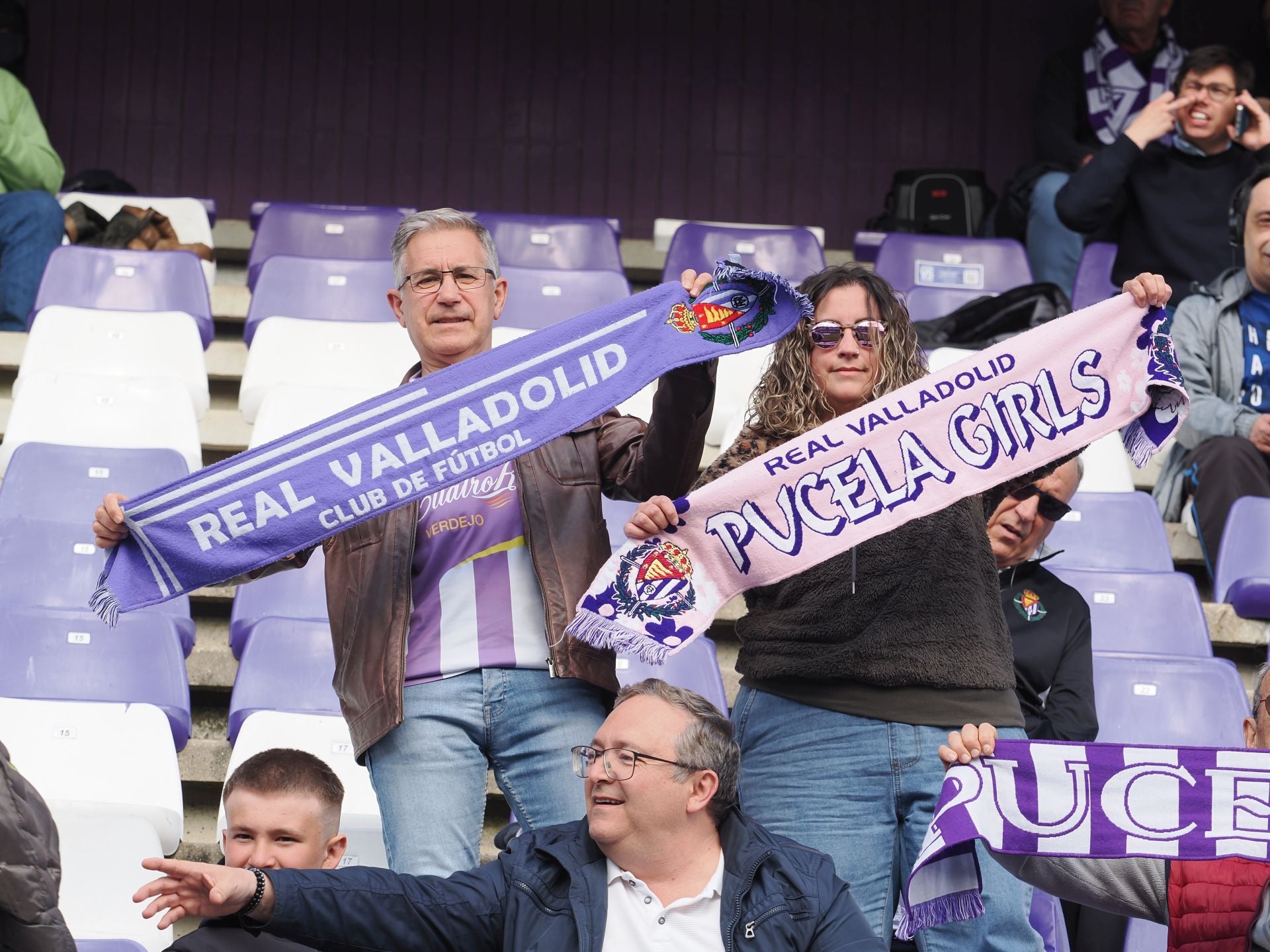 Búscate en la grada del Real Valladolid - Girona (2/3)