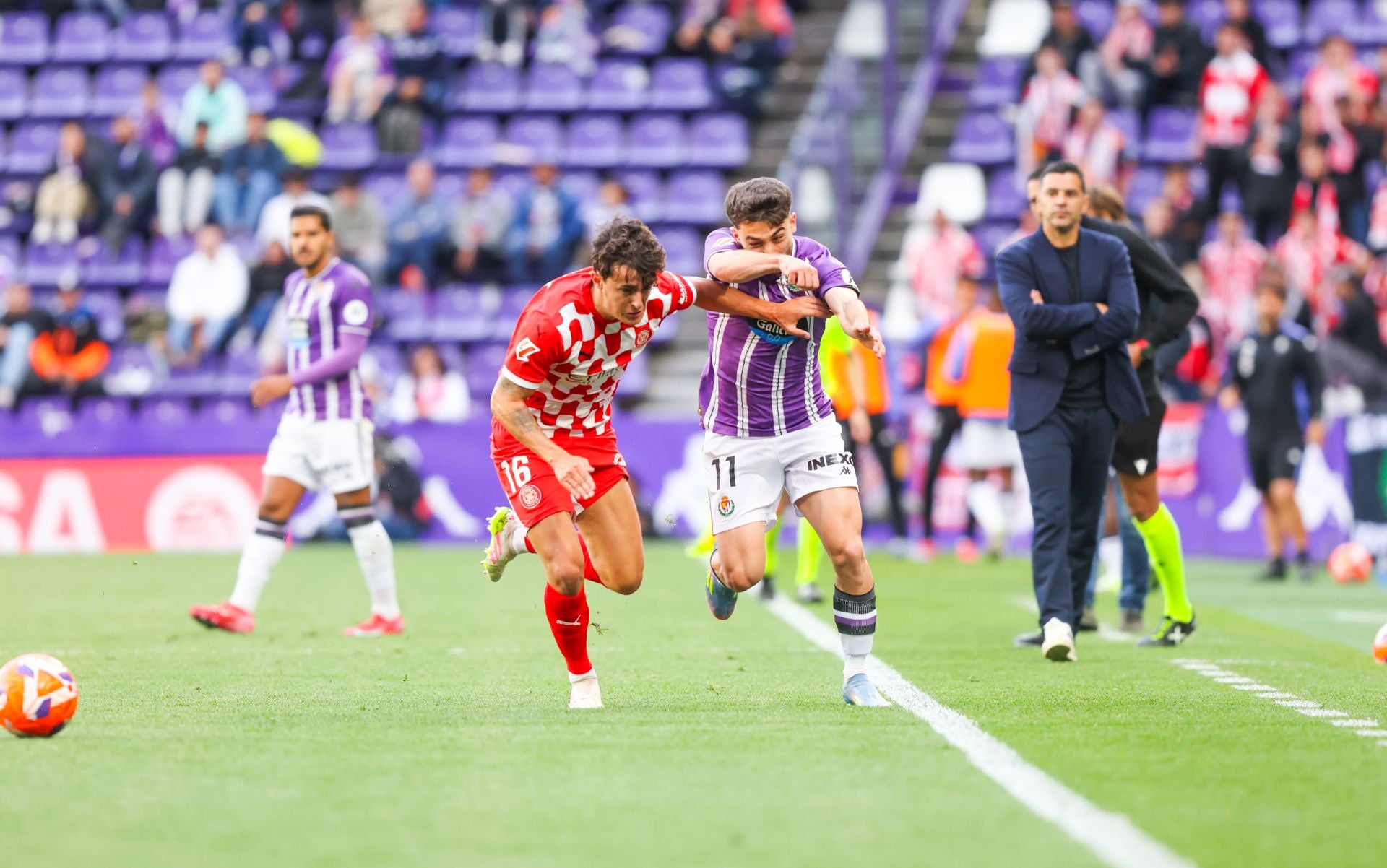 La derrota del Real Valladolid ante el Girona, en imágenes