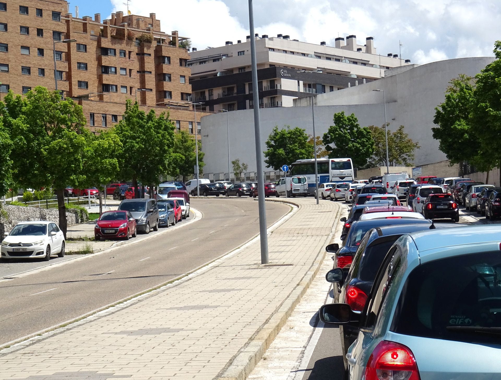 El corte por las obras de un bloque de Parquesol, en imágenes