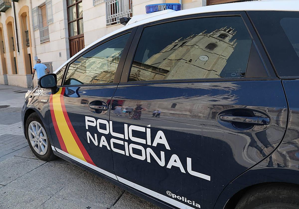 Detenido por un delito de violencia de género sobre una mujer en la calle Estrada