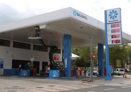 Precios en una de las gasolineras más baratas de Segovia.