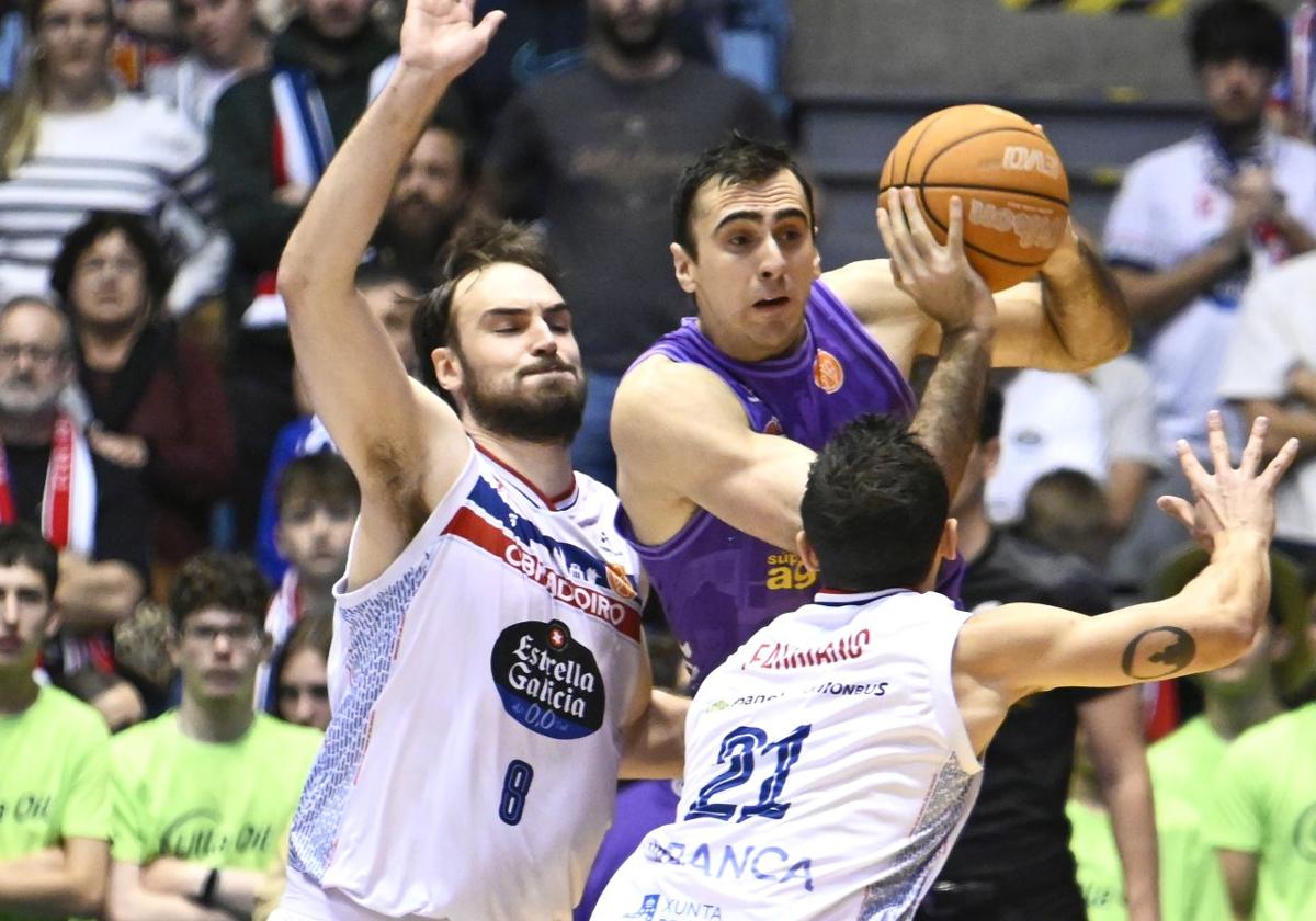 Parada en Santiago del Súper Agropal Palencia para el jubileo de la ACB
