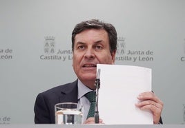 El portavoz de la Junta, Carlos Fernández Carriedo, este jueves.