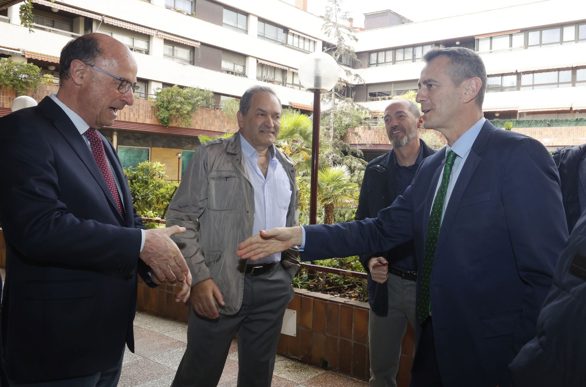 Comida de despedida al jefe de la Comandancia en Palencia