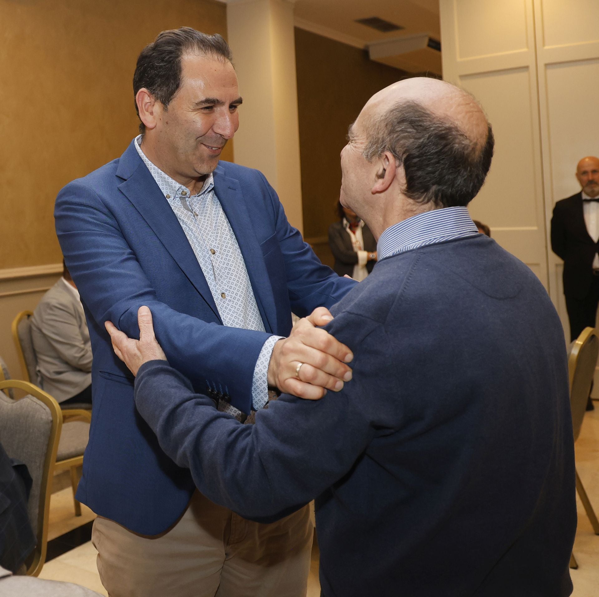 Comida de despedida al jefe de la Comandancia en Palencia
