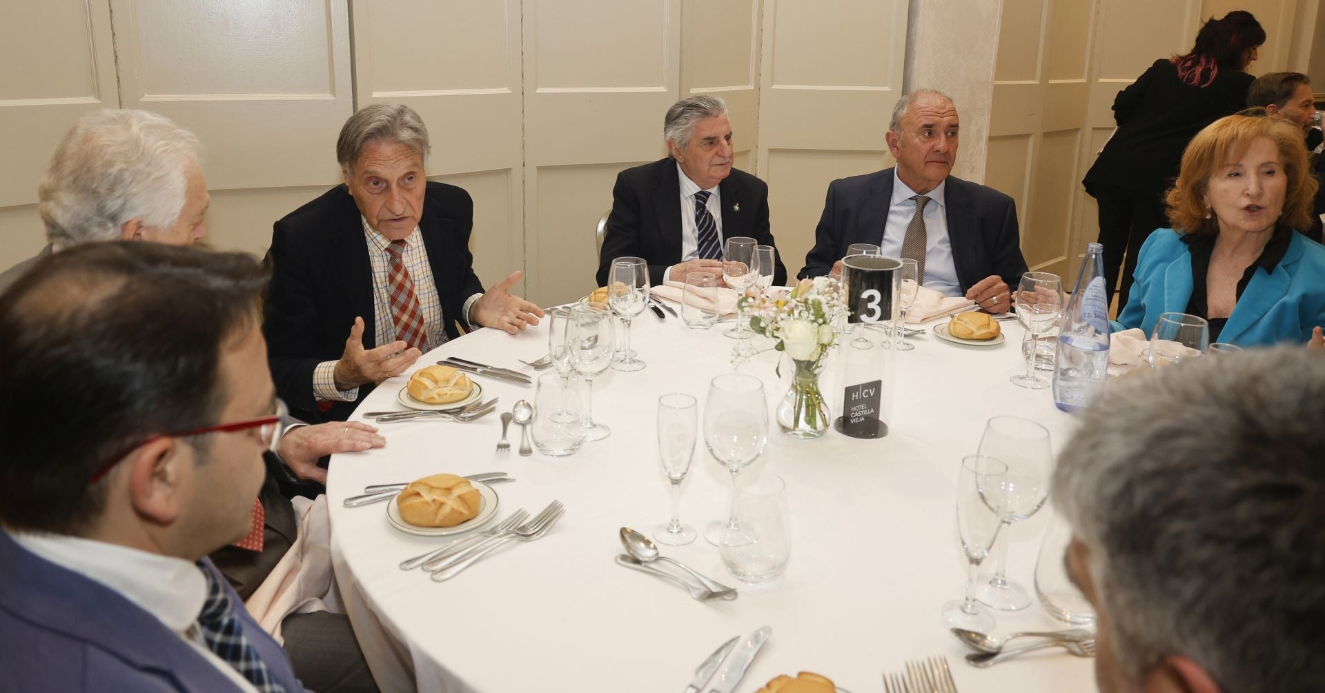 Comida de despedida al jefe de la Comandancia en Palencia