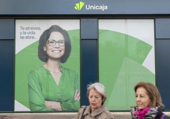 Publicidad exterior de Unicaja.