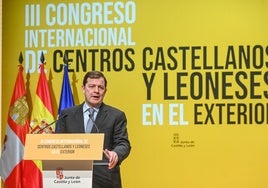 Alfonso Fernández Mañueco, este viernes en Burgos.