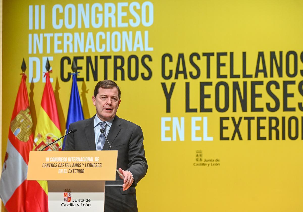Alfonso Fernández Mañueco, este viernes en Burgos.