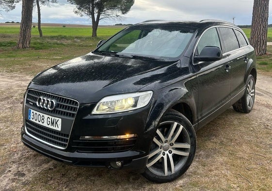 Audi Q7 con el que los delincuentes realizaron el alunizaje.