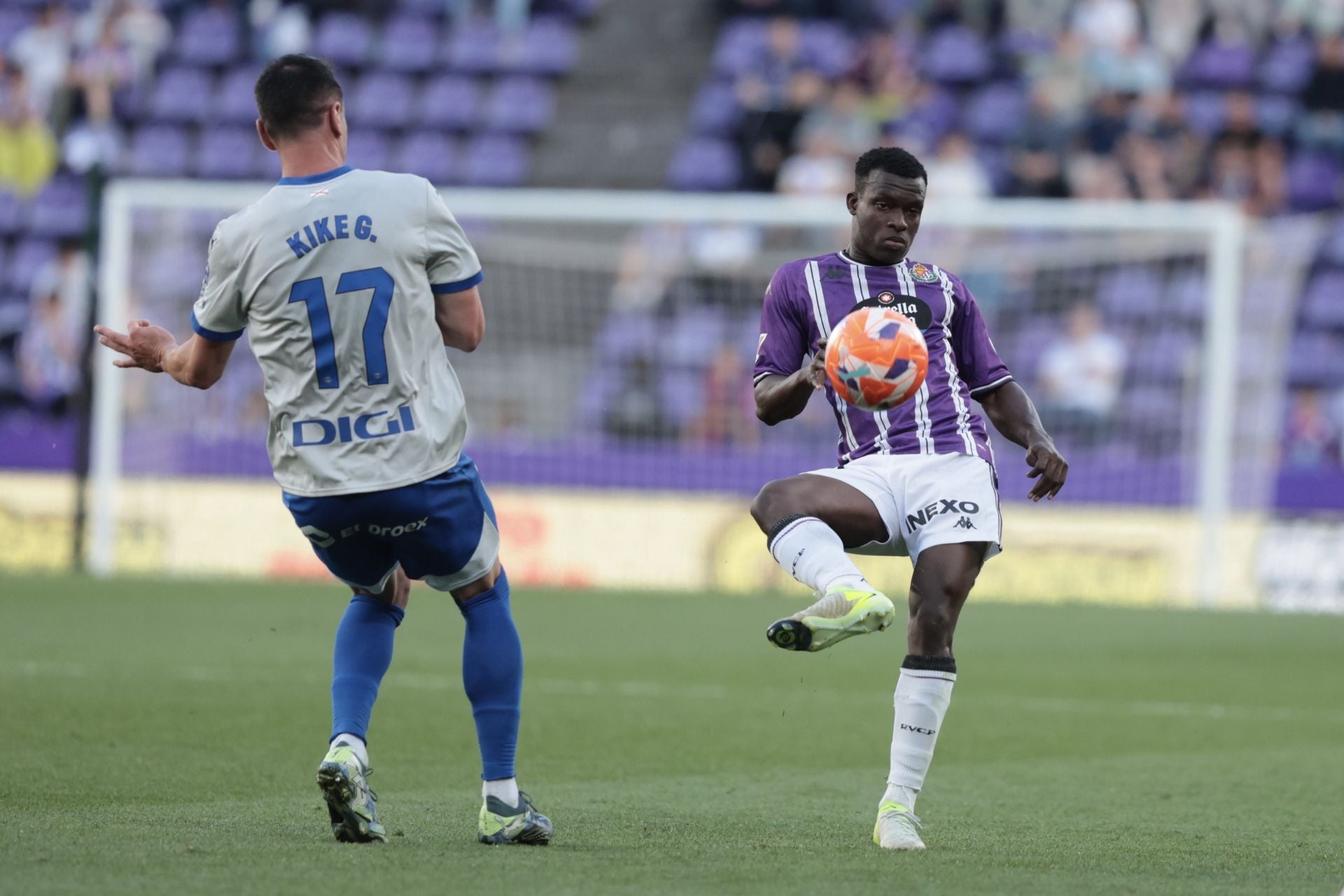 Las imágenes del partido entre el Real Valladolid y el Alavés
