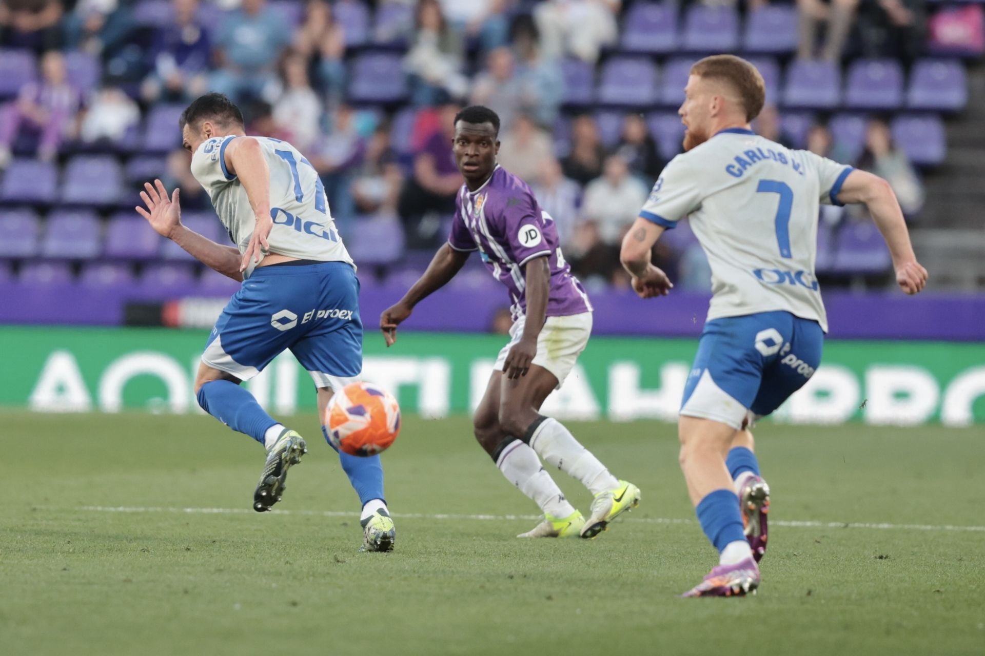 Las imágenes del partido entre el Real Valladolid y el Alavés