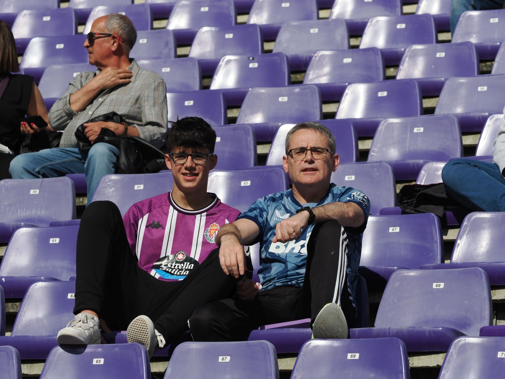 Búscate en la grada del estadio José Zorrilla (3/4)