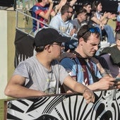 Búscate en las gradas de La Albuera