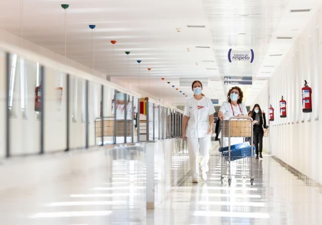 Pasillos del Hospital Universitario Río Hortega.