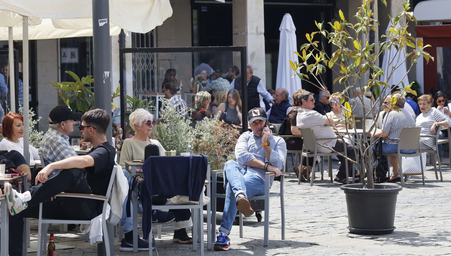 Las buenas temperaturas reactivan la hostelería en Palencia