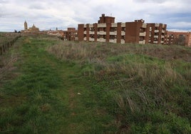 Entorno de Las Lastras donde se prevé la construcción de viviendas, viales y un parque.