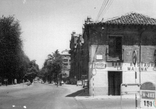Imagen de la década de los sesenta, en el que el hito señalaba el kilómetro 191 de N-403.
