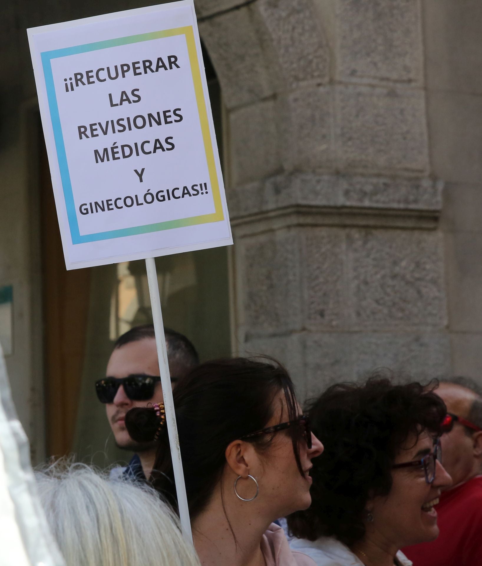 La protesta de los empleados municipales de Segovia, en imágenes