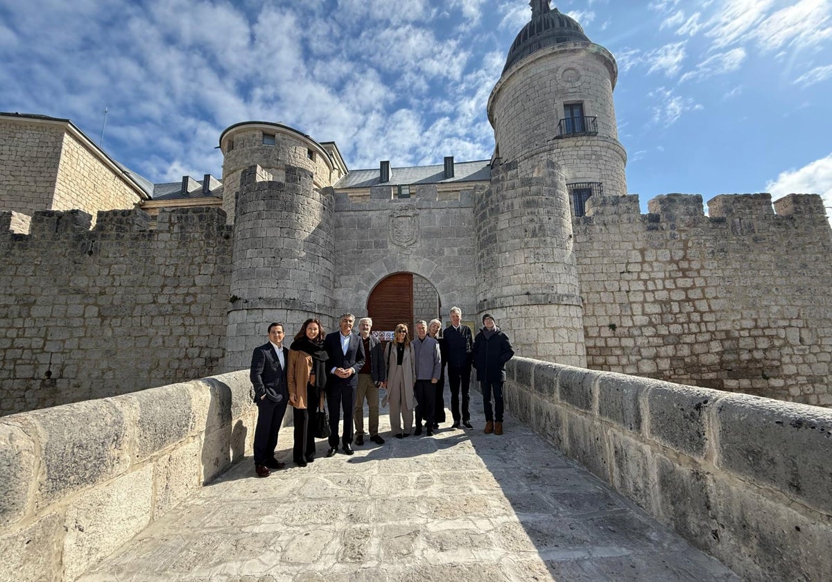 Ayuntamiento de Simancas y la Fundación Monumental de México firman un acuerdo de colaboración para atraer turistas.
