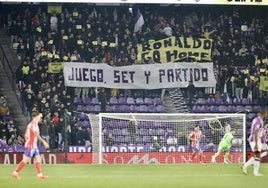 Protestas contra Ronaldo en la grada del estadio José Zorrilla el pasado 30 de noviembre durante el partido Real Valladolid-Atlético de Madrid.