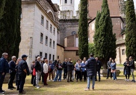 Participantes en una visita guiada en Semana Santa el pasado mes de abril.