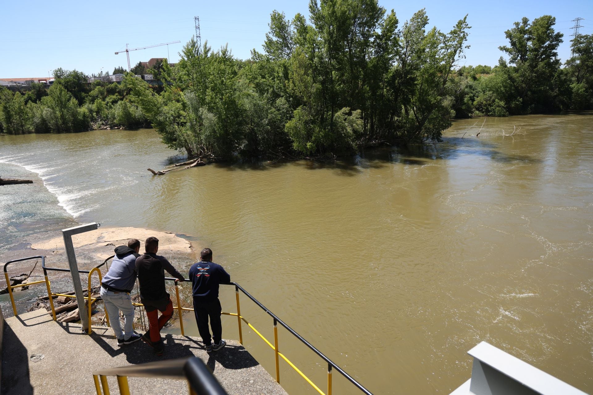 Imágenes de la búsqueda del pescador vallisoletano