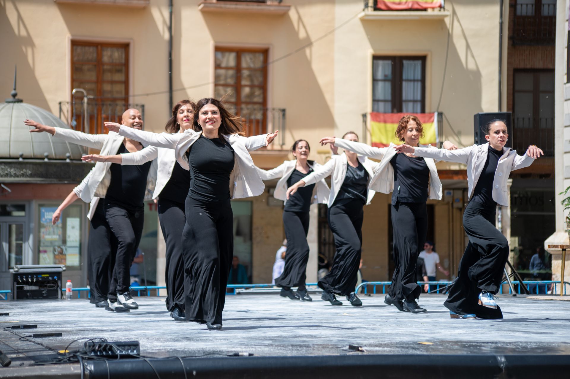 Cuarenta bailarines celebran en Palencia el día del claqué