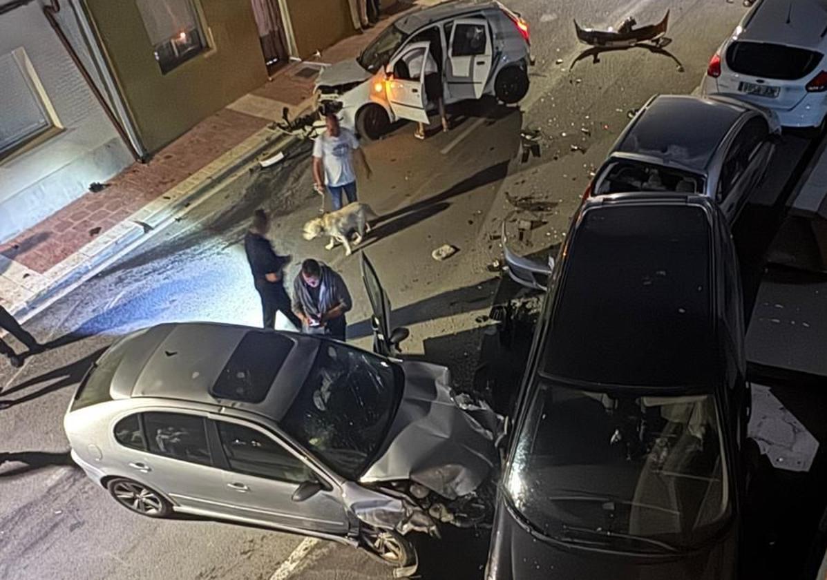 Estado en el que quedaron los vehículos tras el accidente.