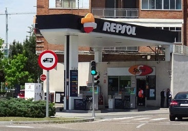Estampa su coche y huye a pie tras una persecución a 100 kilómetros por hora